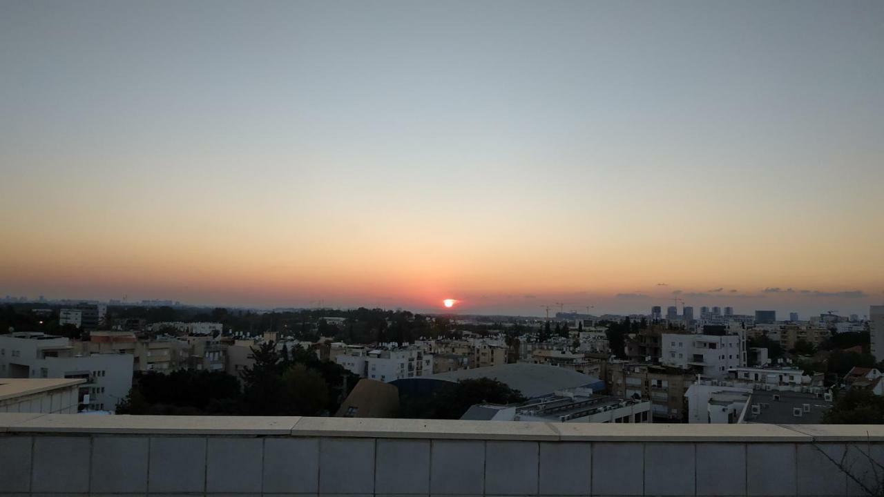 Herzelia Rooftop Special 2 Room Apartment Exterior foto